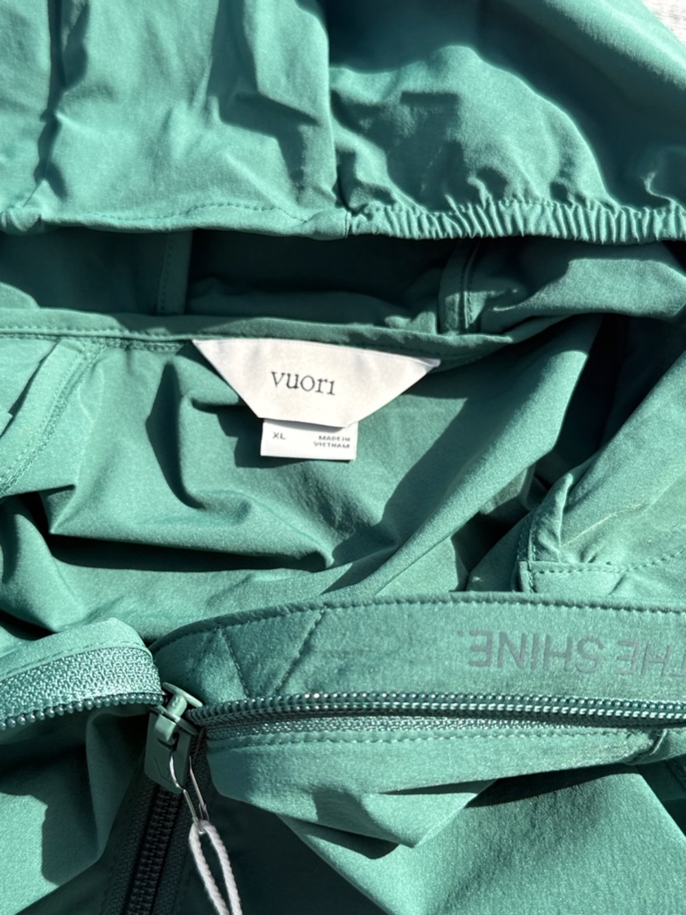 Vuori Women's Renew Trainer Shell jacket Viridian green size XL NWT‎ - Picture 5 of 7